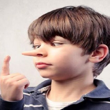 تخلصي من كذب أطفالك بإبداع