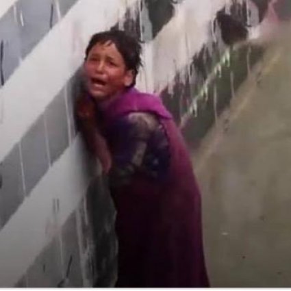 من قلب اليتيمة